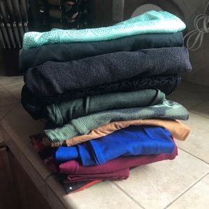 Lot of 10 leggings/yoga pants! 😍